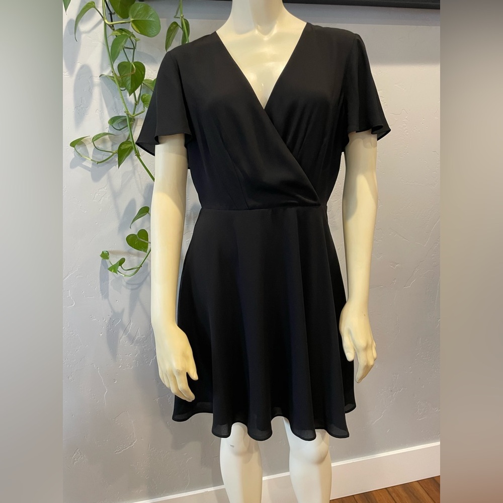 Express Black chiffon Mini skater Dress size 8 - Picture 2 of 8